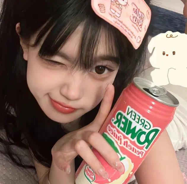 玫瑰皇后 海报